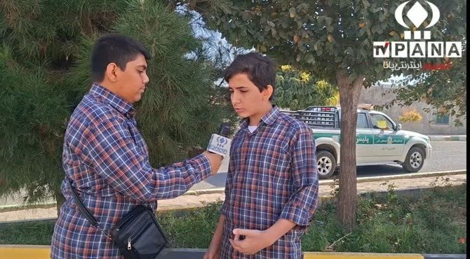 حضور پرشور دانش آموزان شهر کهک در راهپیمایی یوم الله 13 آبان