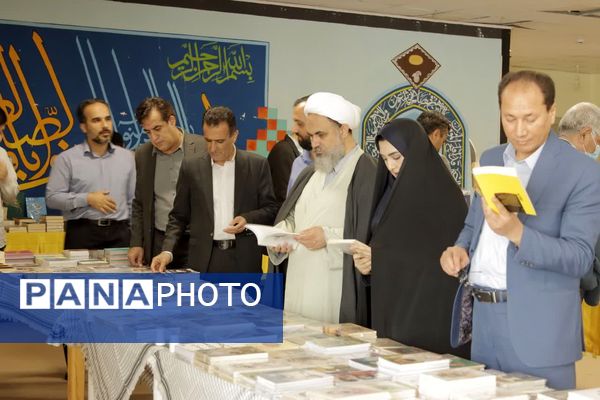 نمایشگاه «کتاب طلوع» در سرای دانشجویی پردیس آیت الله خامنهای گرگان
