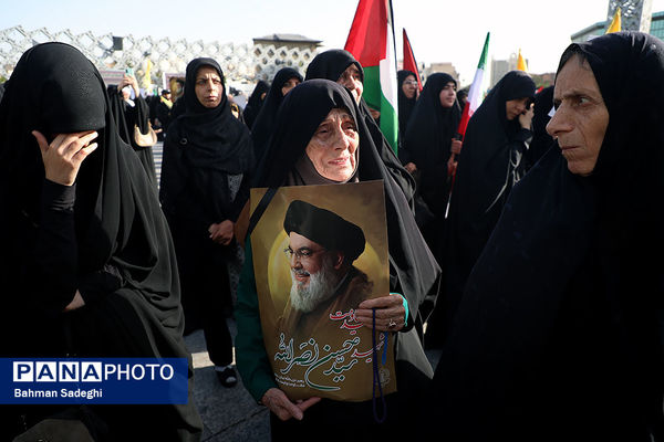 تجمع محکومیت ترور سید حسن نصرالله و قدردانی از عملیات وعده صادق ۲ در میدان امام حسین(ع)