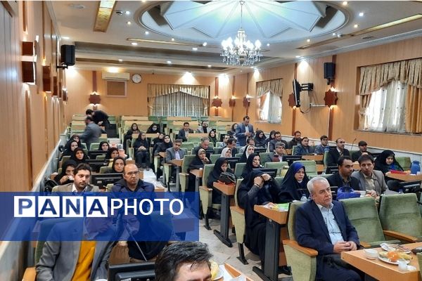 تجلیل از برگزیدگان پژوهشگر خراسانی در مشهد