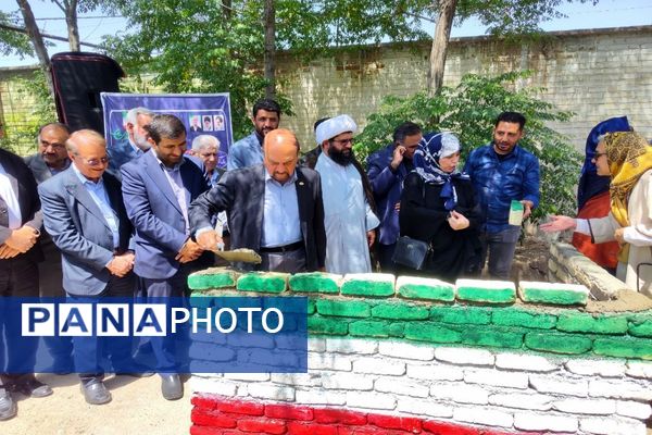آیین خشت‌گذاری هنرستان اطلس روان کارا شهرستان پاکدشت 