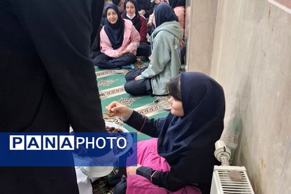 در سوگ مادرِ وفا