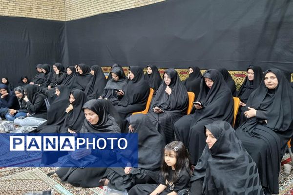 فرهنگیان آموزش و پرورش ناحیه سه در سوگ امام هشتم