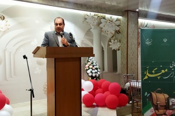 آموزش و پرورش زیربنای رشد فرهنگی و اجتماعی کشور است