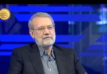 لاریجانی: تهدید کردند در ۱۲ ساعت کشور را ترک کنم