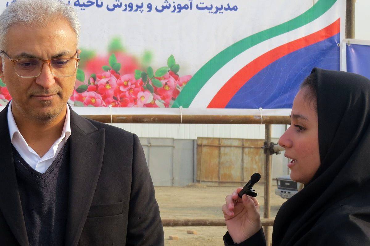 خشت‌گذاری یک مدرسه، یعنی ساختن آینده و فرو ریختن دیوارهای جهل