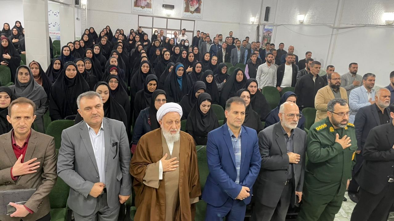 ارتقاء سلامت روان دانش‌آموزان و مربیان آستارا با ۴ کارگاه تخصصی در هفته بهداشت روان