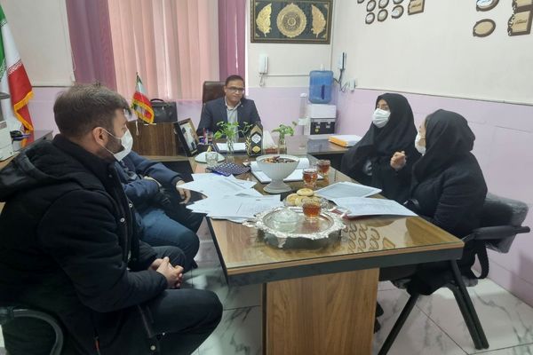 بازدید از وضعیت بهداشت و پایگاه‌های تغذیه سالم مدارس پاکدشت 