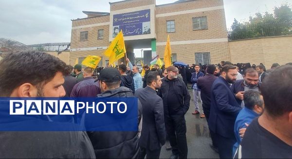 تجمع مردم کرج در محکومیت ترور رهبر مقاومت لبنان