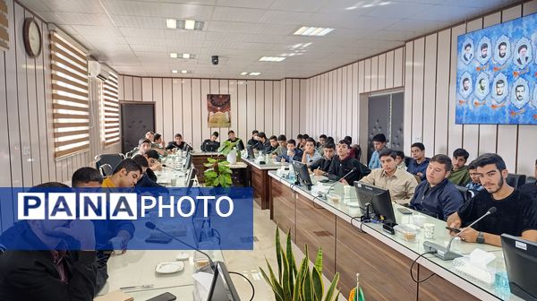 فرماندهان واحدهای حوزه مقاومت بسیج ۷ دانش‌آموزی مشهد مقدس به خط شدند