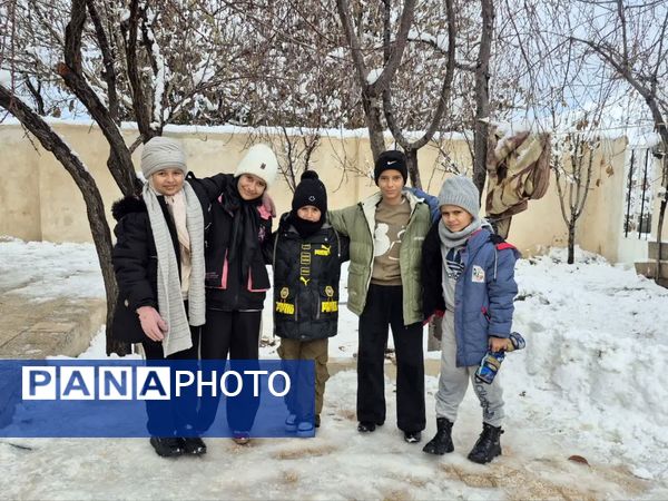 بارش اولین برف پاییزی در روستای نورآباد شازند