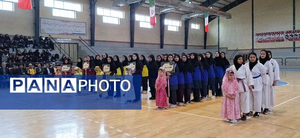 آیین افتتاحیه جشنواره فرهنگی ورزشی دختران آفتاب در بافق