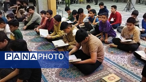 دم دمای اذان و قرائت آیاتی چند از قرآن 