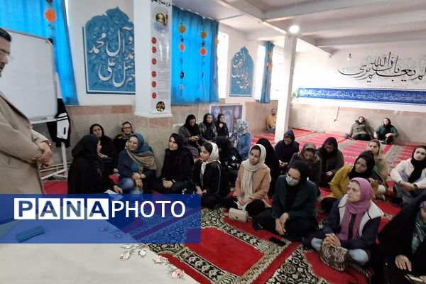 کارگاه تربیت قصه محور ویژه آموزش خانواده و اولیا دبستان هیات امنایی ملاصدرا