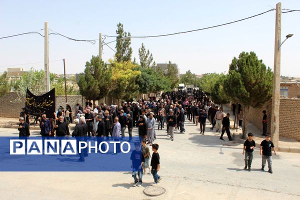 پیاده‌روی جاماندگان اربعین حسینی در شهر درق 