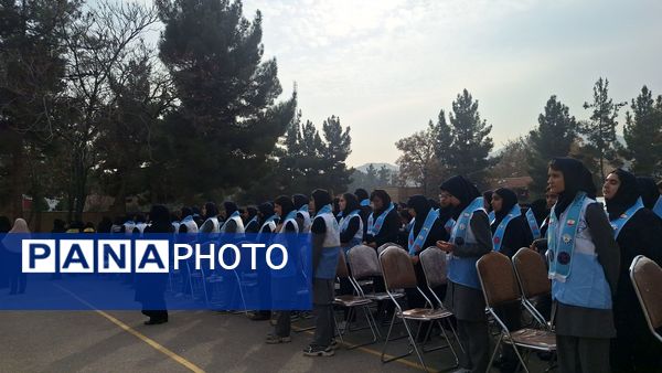 مانور زلزله استانی در هنرستان محمودیه خیامی ناحیه ۶ مشهد 