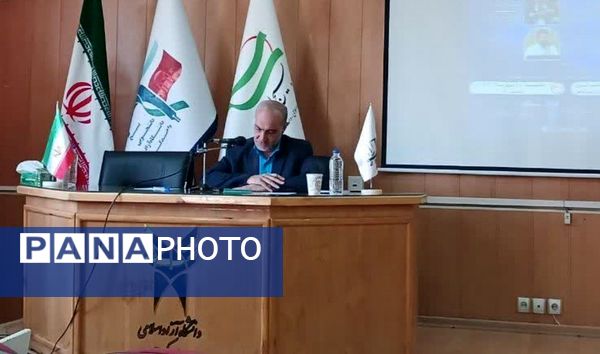 نشست علمی تحلیلی سالگرد عملیات طوفان الاقصی در دانشگاه آزاد کرج