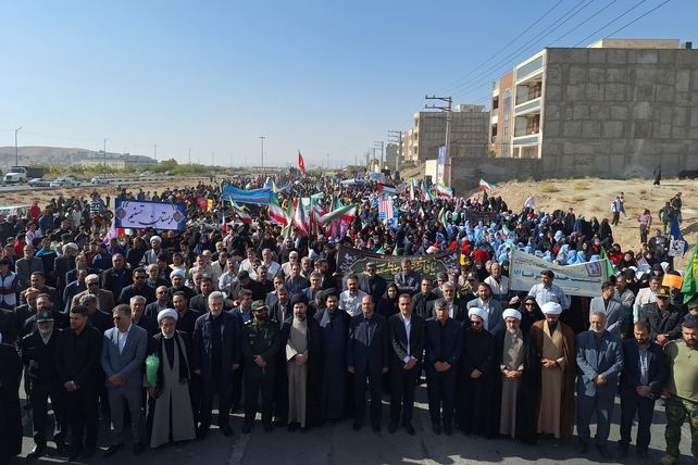 گزارش تصویری از راهپیمایی سیزده آبان در پردیس