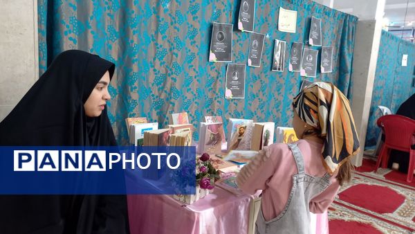 برگزاری «میز خدمت ویژه بانوان» به مناسبت میلاد حضرت فاطمه زهرا (س) در فیروزان