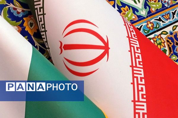 آغاز آیین معنوی اعتکاف در مصلای اسلامشهر با حضور گسترده نوجوانان