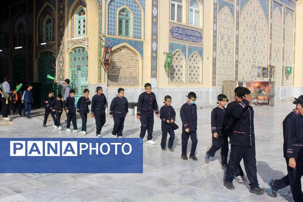 عزاداری دانشآموزان قم در آستان مقدس امامزاده سیدعلی(ع)
