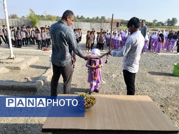 شور و شوق آغاز مدرسه؛ جشن بهیادماندنی کلاساولیها در روستای مزرعه