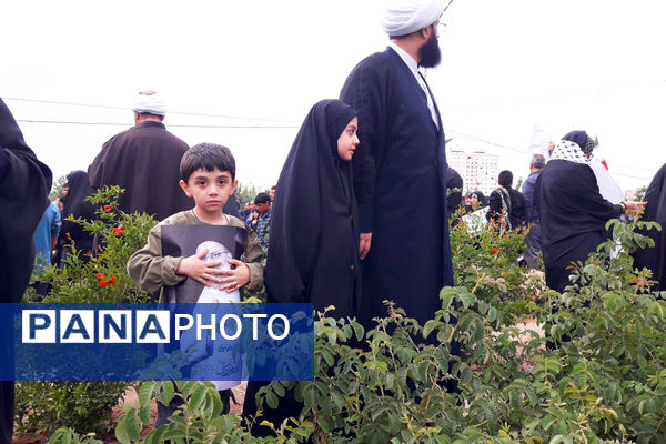 اندوه و حزن دانش‌آموزان از شهادت خادمان ملت