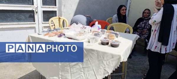 برگزاری بازارچه در پیش دبستانی شور و نشاط آشخانه 