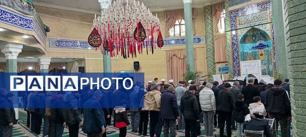 آخرین جمعه پاییز؛ هم‌نوایی دل‌ها در میعادگاه نماز جمعه