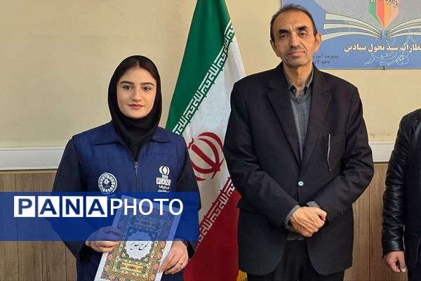 تقدیر از دانش آموز خبرنگاران فعال پانا بهارستان دو