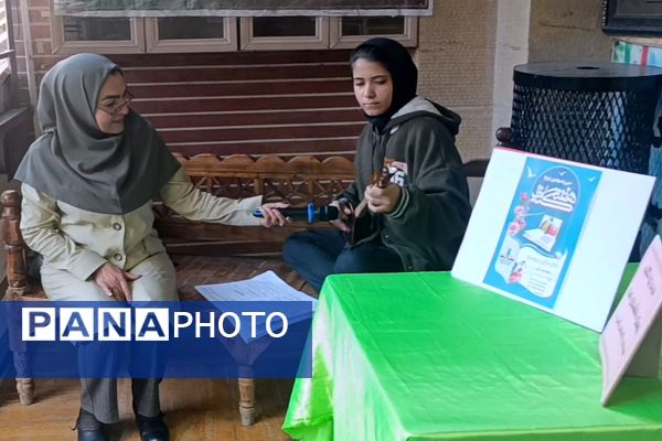 ایجاد غرفه‌های کتاب توسط دانش‌آموزان به مناسبت هفته کتاب و کتابخوانی در ناحیه دو شهرری 