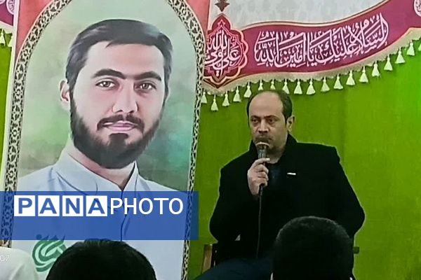 حضور دانش‌آموزان معتکف ناحیه دو شهرری در جلسات بصیرتی