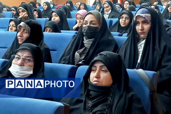  همایش بانوان مقاومت در قرچک