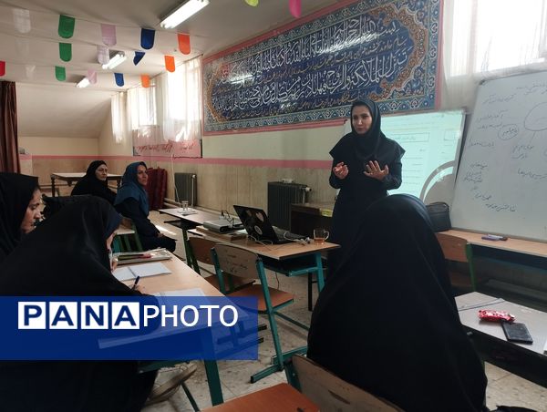 توانمندسازی نومعلمان ملارد در راستای طرح شهید همت در دبستان حضرت صدیقه(س)