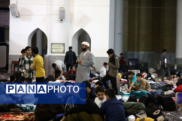 مراسم اعتکاف دانش آموزی در مسجد اعظم و مصلای قدس قم