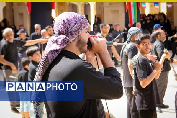 مراسم عاشورای حسینی در مشهد اردهال کاشان