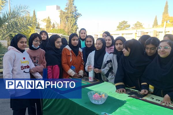 مراسم عزاداری حضرت زهرا (س) در دبیرستان دخترانه هیأت امنایی پویش ناحیه ۳شیراز 