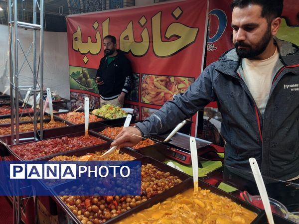 نمایشگاه عرضه مستقیم کالا ،سوغات و هدایا، صنایع دستی در شهرستان کاشمر 
