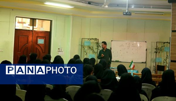 برگزاری کارگاه خبرنگاری در هنرستان بعثت