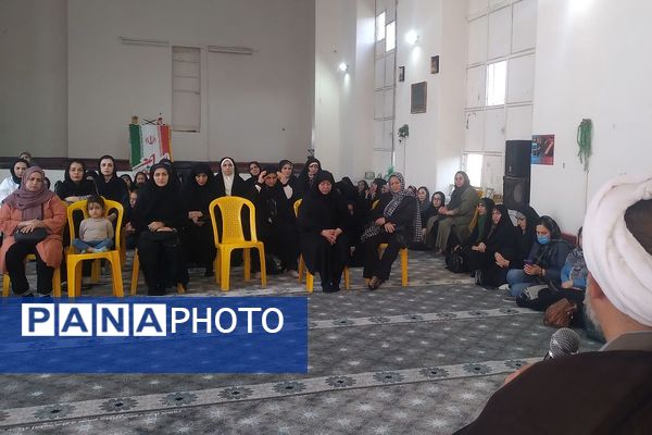 برگزاری کارگاه‌های آموزشی با حضور روحانیون گروه‌های جهادی در مدارس ناحیه دو شهرری 