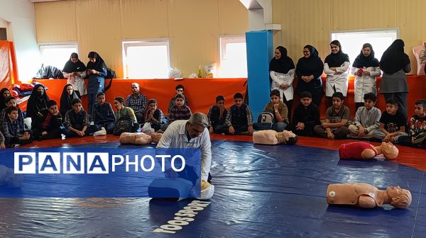 جشنواره آموزشی نبض زندگی در ناحیه ۷ آموزش و پرورش مشهد مقدس