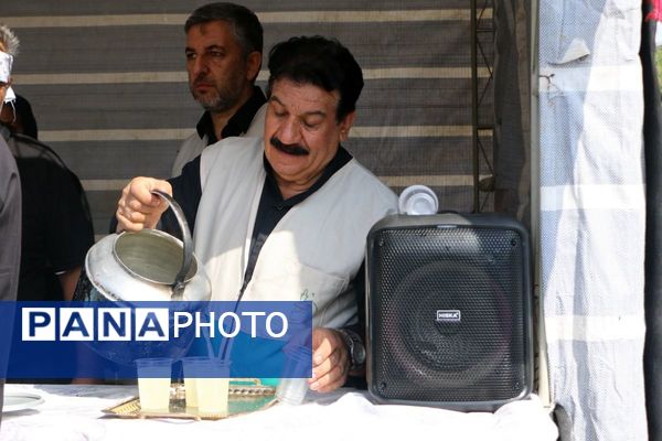 امروز خیابانهای شهر صفادشت، میزبان جاماندگان اربعین حسینی بود 