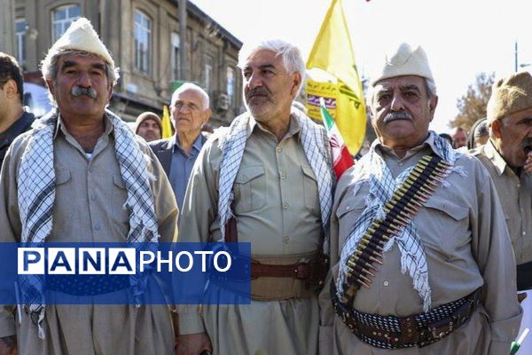 راهپیمایی باشکوه ۲۲ بهمن در کرمانشاه 