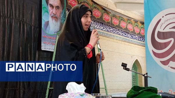عزاداری دختران فاطمی شهر بن با محوریت حمایت از رهبری 