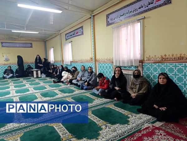 جلسه آموزش خانواده در دبیرستان میرزا جعفر سروقد مشهد مقدس 