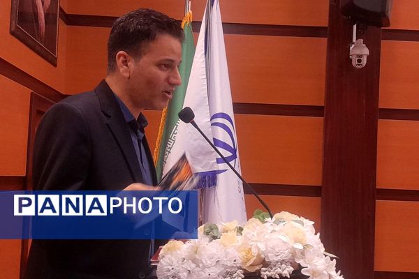  سمینار والدین سالم، فرزند سالم و آیین رونمایی از کتاب در جست‌وجوی تعامل