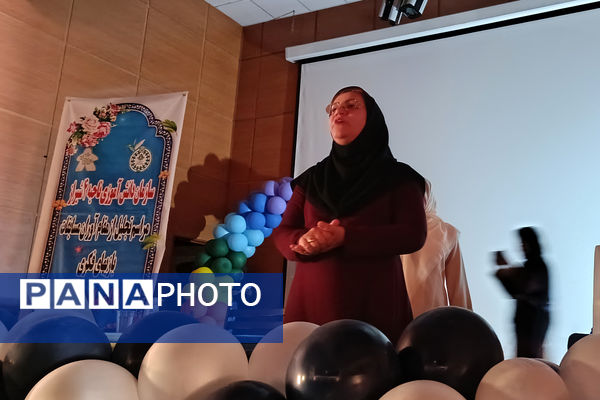 مراسم تجلیل از مقام‌آوران المپیاد رویش ناحیه 4 شیراز