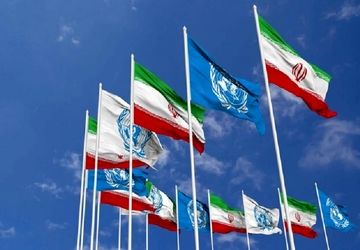 دانش‌آموزان در برابر پرسش بزرگ «مذاکره با آمریکا؛ سود یا ضرر؟»
