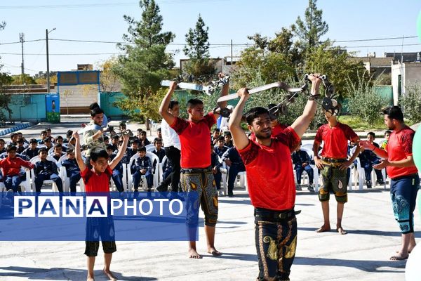 طرح ملی «پهلوان سعید» در مدرسه پسرانه شهید واحدی‌ مه‌ولات