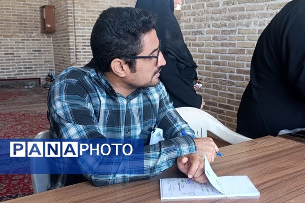 حضور پرشور مردم ولایت‌مدار مشهد در مرحله دوم چهاردهمین انتخابات ریاست‌جمهوری